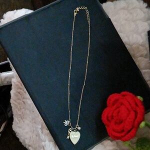 NWOT Charlotte Russe necklace